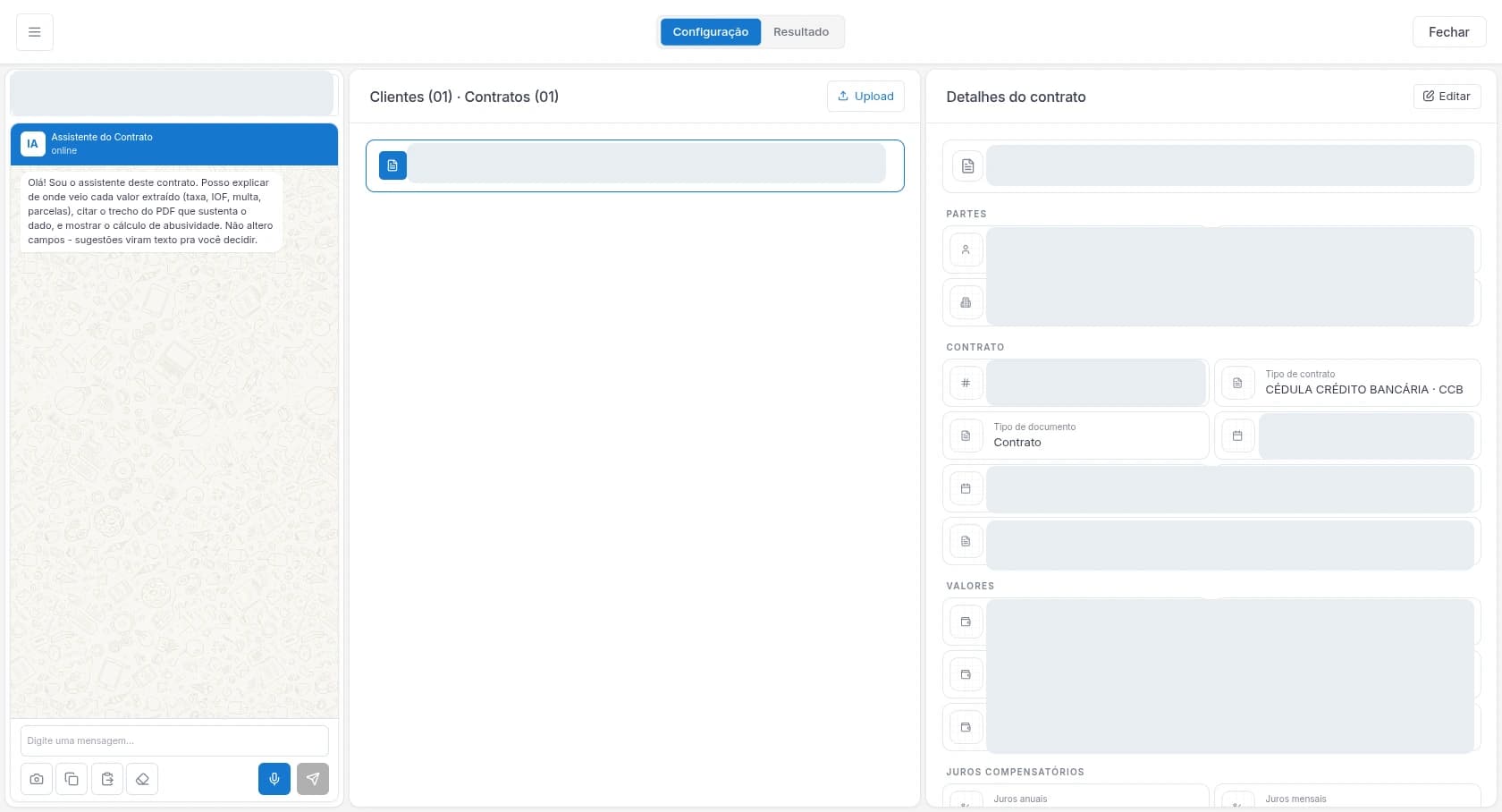 Captura real sanitizada da interface de análise contratual, com assistente, documento e painel de detalhes.